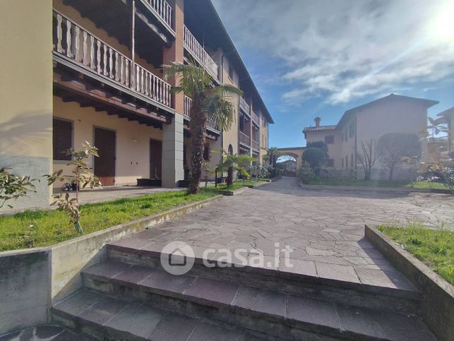 Appartamento in residenziale in Via Pelabrocco 38