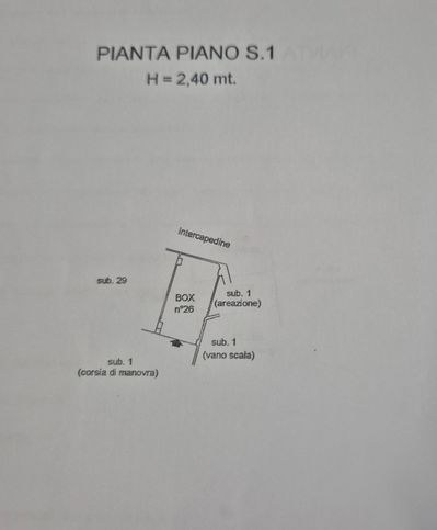 Box/posto auto in residenziale in Salita del Boschetto
