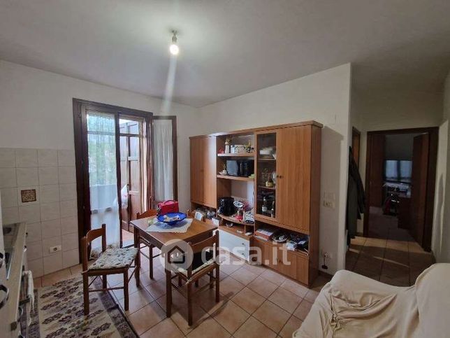 Appartamento in residenziale in Via Tassoni