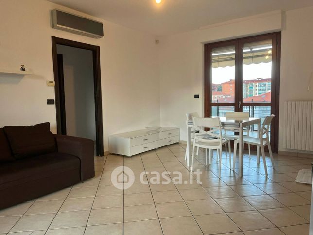 Appartamento in residenziale in Via Marco Minghetti 1