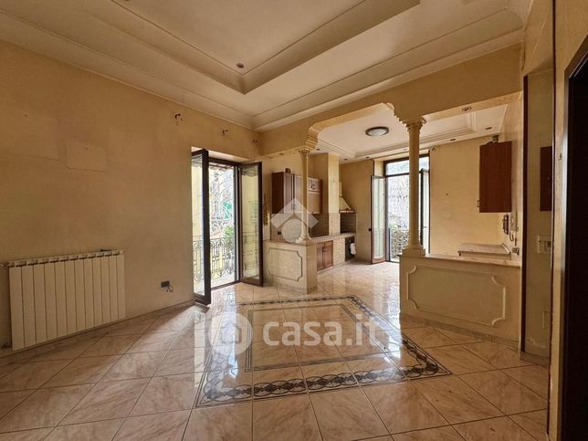 Appartamento in residenziale in Via Vincenzo di Maro