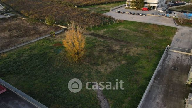 Terreno edificabile in residenziale in 