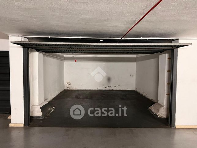 Garage/posto auto in residenziale in Viale Bruno Buozzi