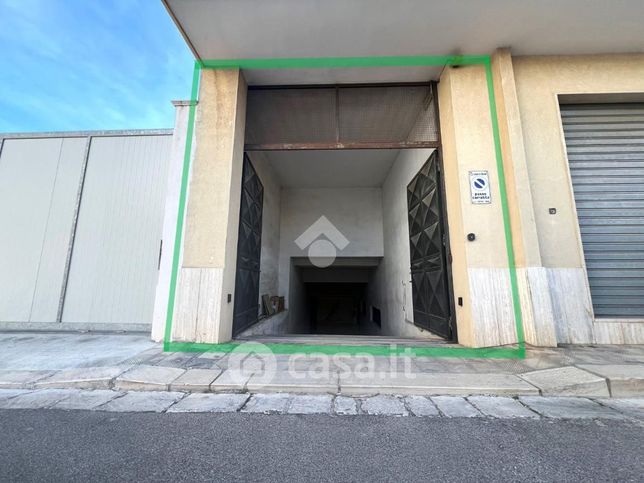 Garage/posto auto in residenziale in Via Livenza 2