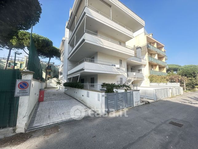 Appartamento in residenziale in Via Zanella 12