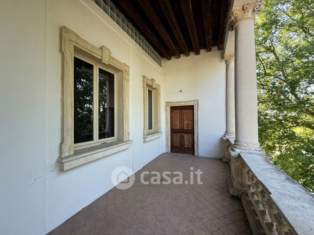 Appartamento in residenziale in Strada del Megiaro