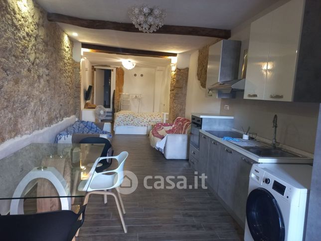 Appartamento in residenziale in Via Santa Croce