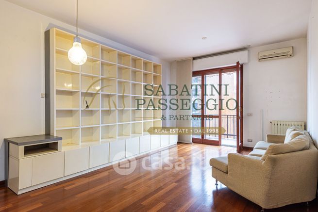 Appartamento in residenziale in Via San Bernardo 5