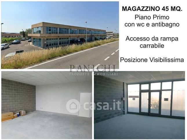 Capannone in commerciale in 