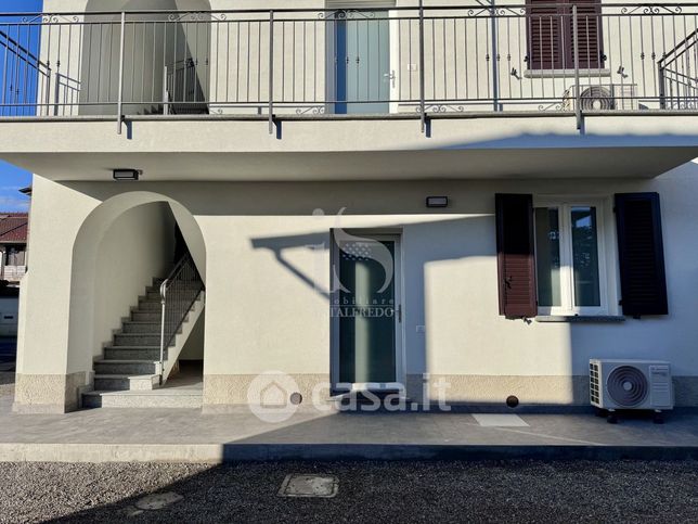 Appartamento in residenziale in Via Roncello 6