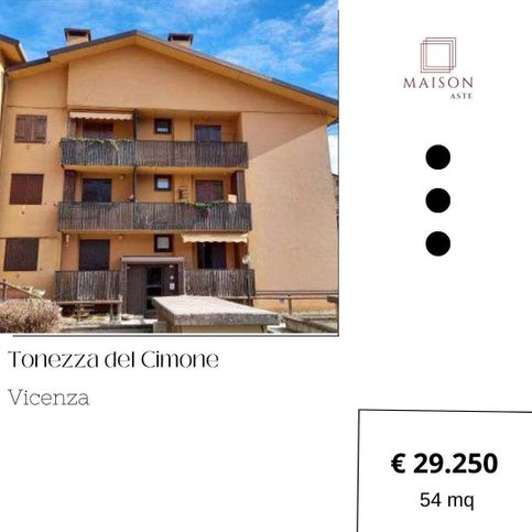 Appartamento in residenziale in ContrÃ  Sella 80