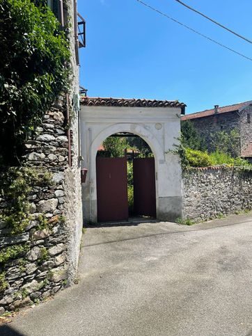 Casa indipendente in residenziale in Via Cavallotti 9