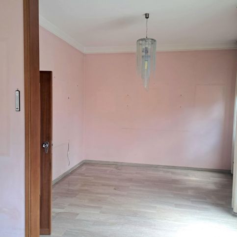 Casa indipendente in residenziale in