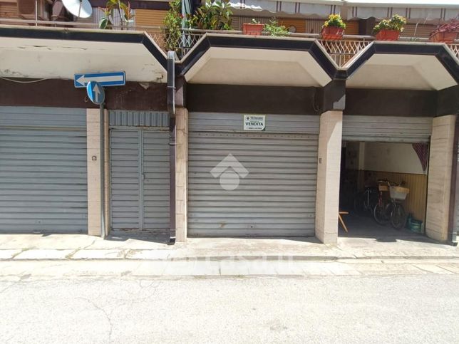 Garage/posto auto in residenziale in Via Governolo 24