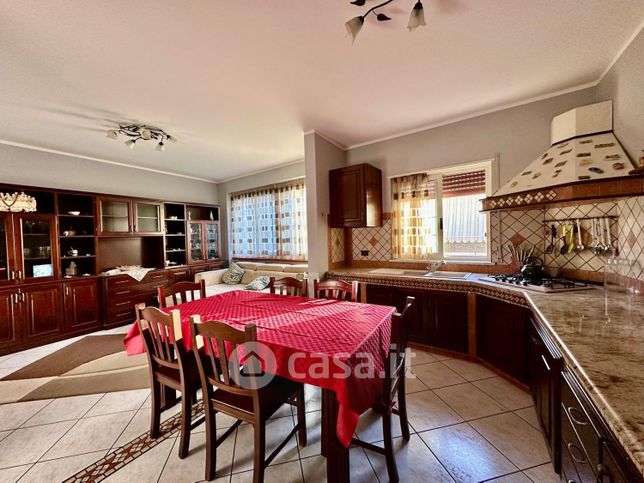 Appartamento in residenziale in Via Dante Alighieri