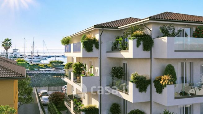 Appartamento in residenziale in Lungomare Madonna del Loreto