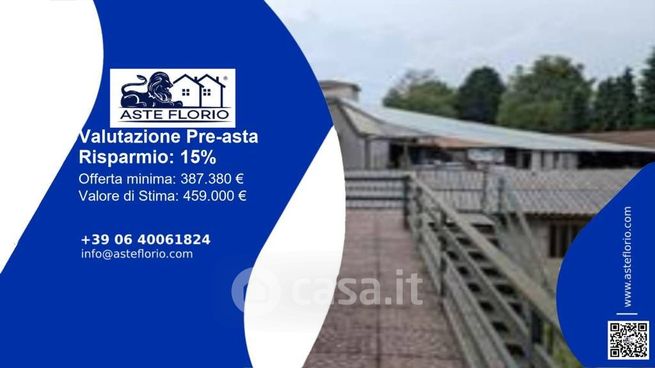 Capannone in commerciale in Via Olgiate 54