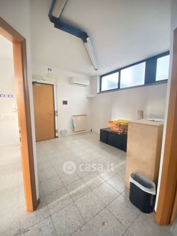 Ufficio in commerciale in Viale Donato Giannotti 18