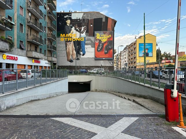 Garage/posto auto in residenziale in Via Ruggero Leoncavallo 1