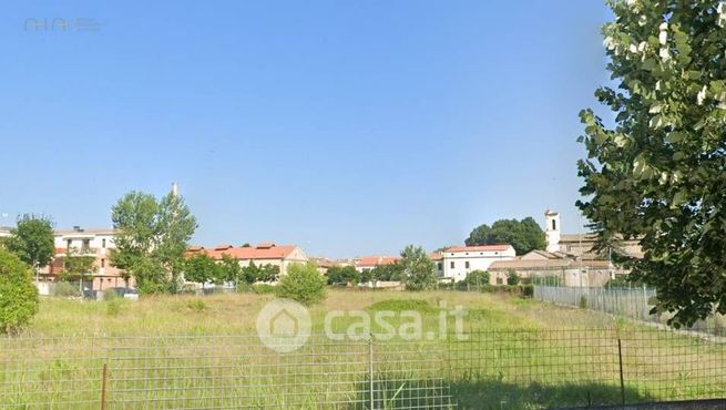 Terreno edificabile in residenziale in Via Matteo Ricci