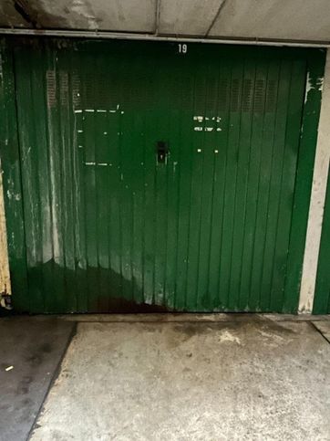 Box/posto auto in residenziale in Via Lodovico Il Moro