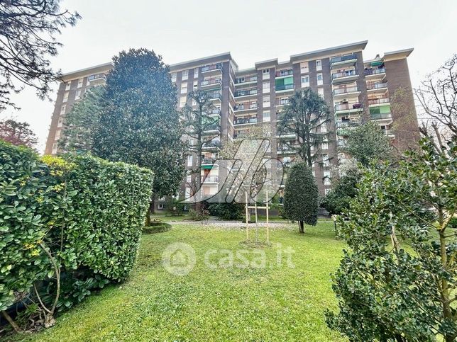 Appartamento in residenziale in Via Vincenzo Bellini 9