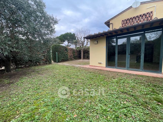 Rustico/casale in residenziale in 