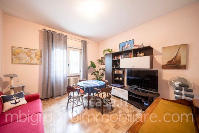 Appartamento in residenziale in Via Costantino Bagli 55
