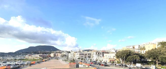 Appartamento in residenziale in Lungomare C. Colombo 3