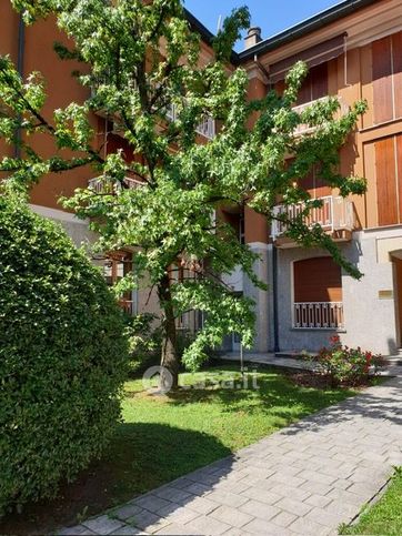 Ufficio in commerciale in Via Morazzone 5