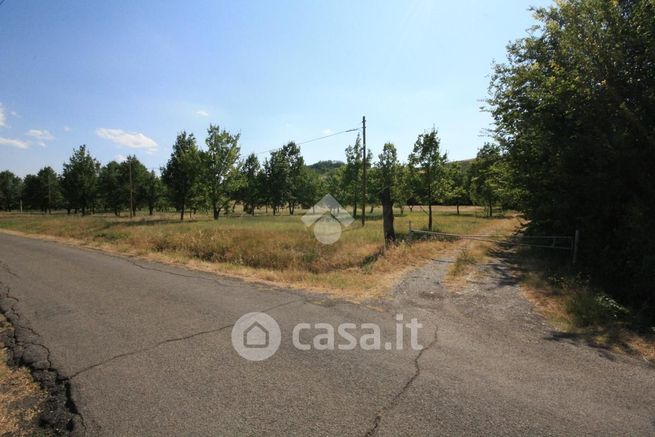 Terreno agricolo in commerciale in Via Campadio