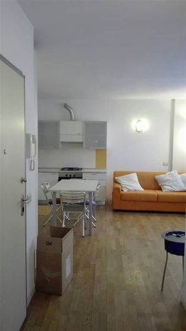 Appartamento in residenziale in Via Stazione 86