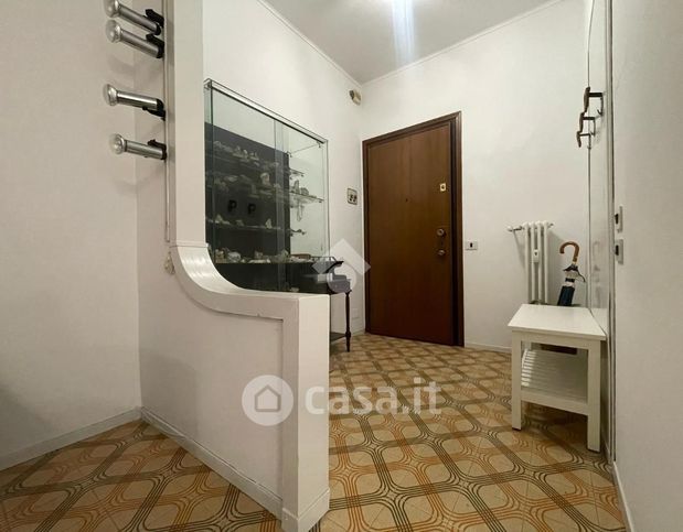 Appartamento in residenziale in Via Emilia 9