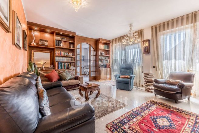 Appartamento in residenziale in Via Alberto Ascari 170