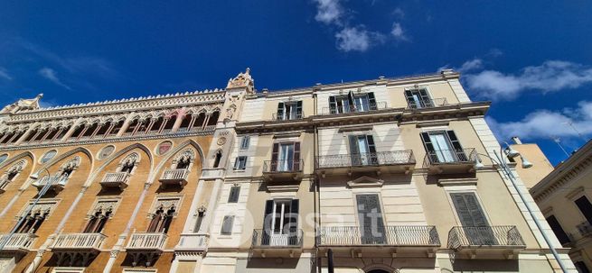 Ufficio in commerciale in 