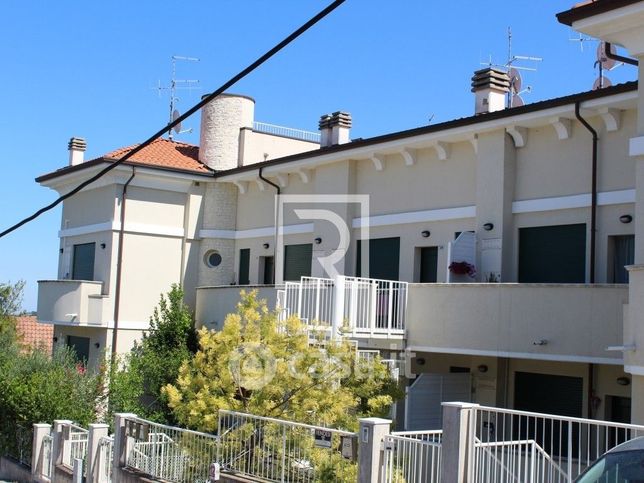 Appartamento in residenziale in Via Colombarone 338