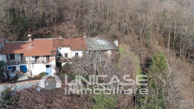 Rustico/casale in residenziale in Strada Cesani Granero 17