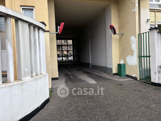 Garage/posto auto in residenziale in Via Evangelista Torricelli 39