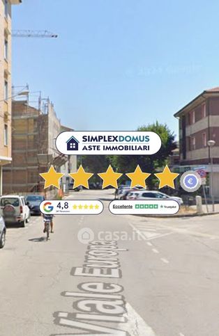 Appartamento in residenziale in Viale Europa