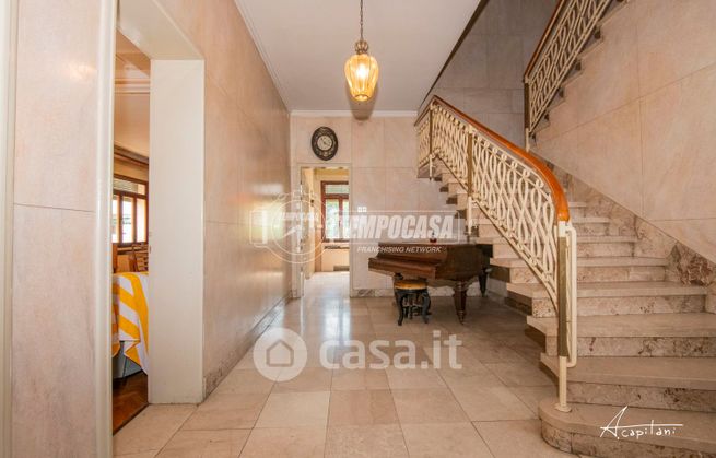 Casa bi/trifamiliare in residenziale in Via Beata Maria Chiara 26 -36
