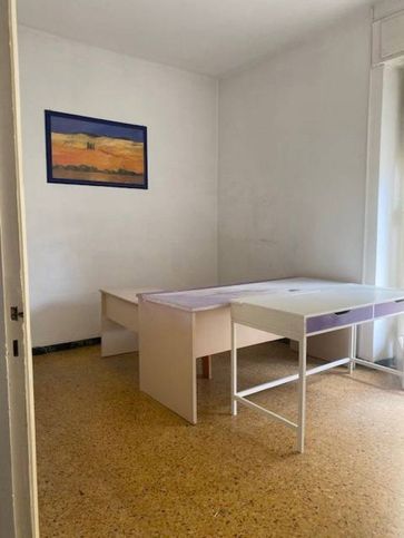 Ufficio in commerciale in 