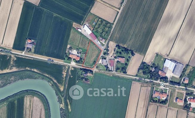 Terreno agricolo in commerciale in Via Bellamadonna