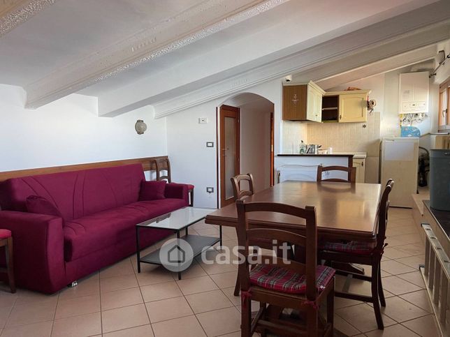Appartamento in residenziale in Lungomare Alcide de Gasperi 55