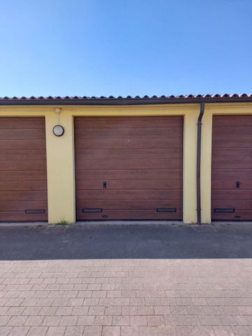 Box/posto auto in residenziale in Via Guglielmo Marconi