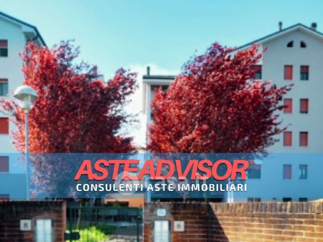 Appartamento in residenziale in Via Celso Gherardi 6