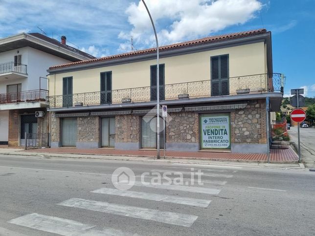 Casa indipendente in residenziale in Via Nazionale 155