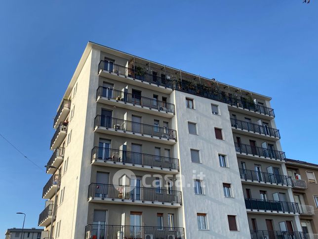 Appartamento in residenziale in Via Novara 141