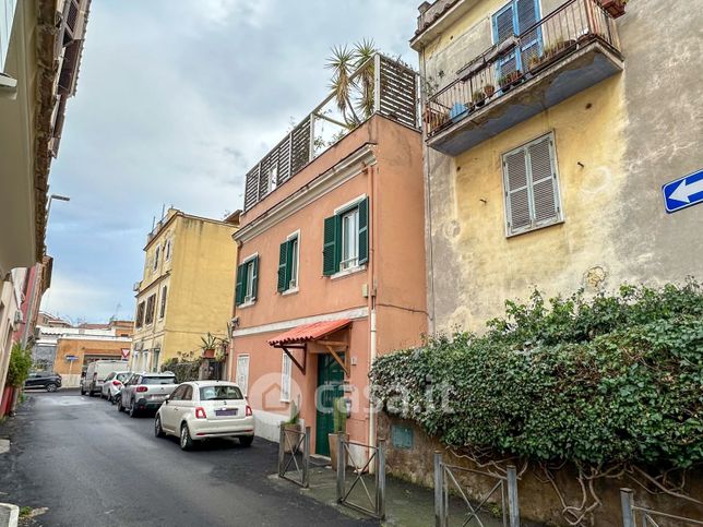 Appartamento in residenziale in Via Policleto