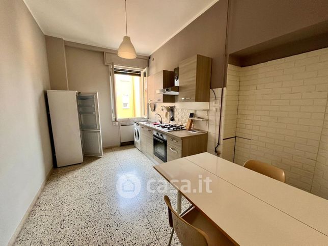 Appartamento in residenziale in Via Pasubio 57