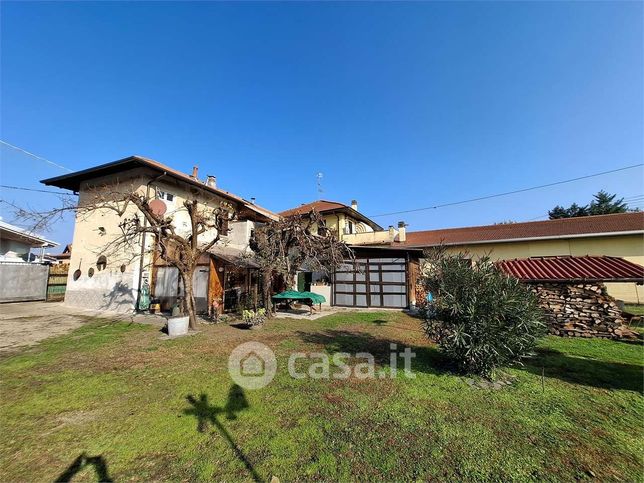 Casa indipendente in residenziale in Via I Maggio